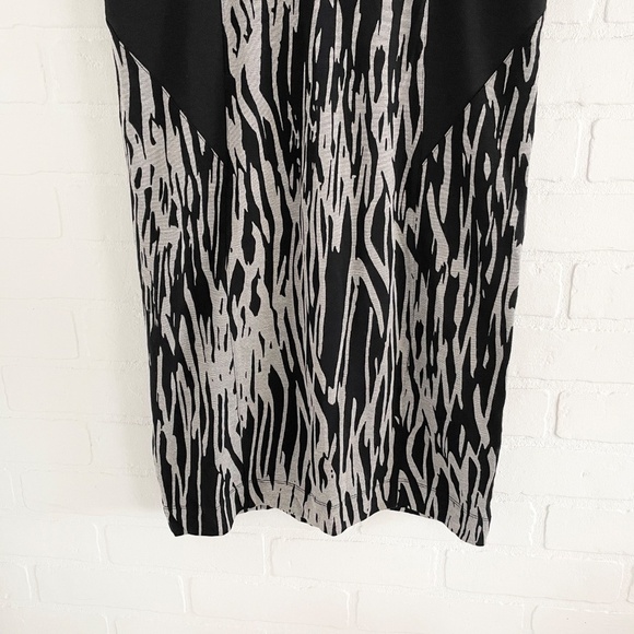 BCBGeneration Pencil Skirt Mobwife Animal print Zebra Y2K Stretch Black Gray L - Picture 6 of 9